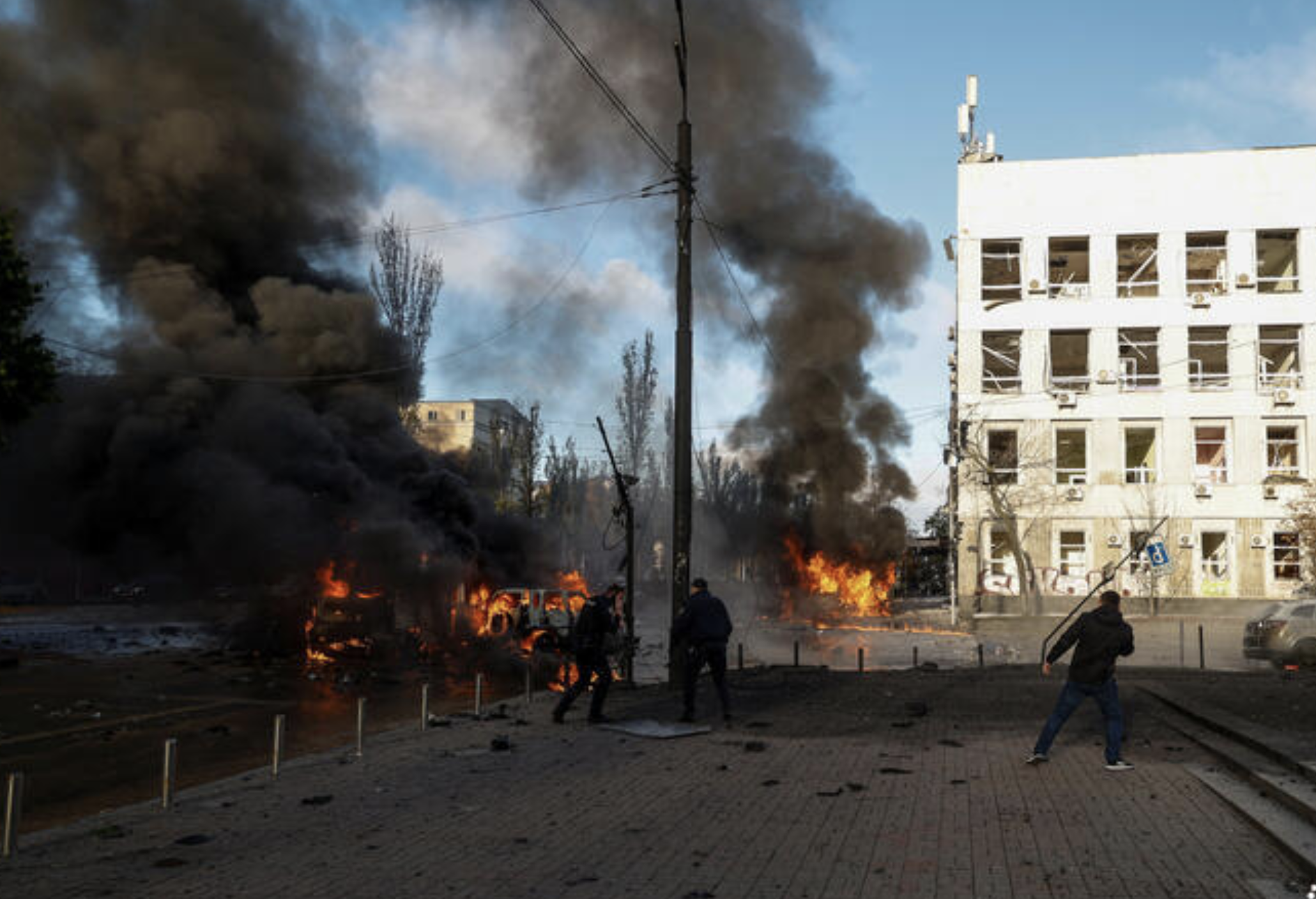 MAJOR ESCALATION IN UKRAINE : Russia Goes Scorched Earth