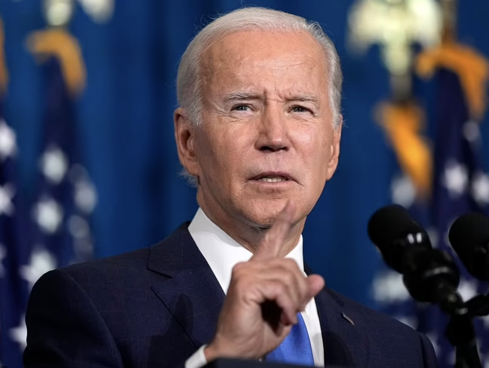 Tucker Carlson Deconstructs Joe Biden’s Democracy -vs- Autocracy Midterm Election Speech